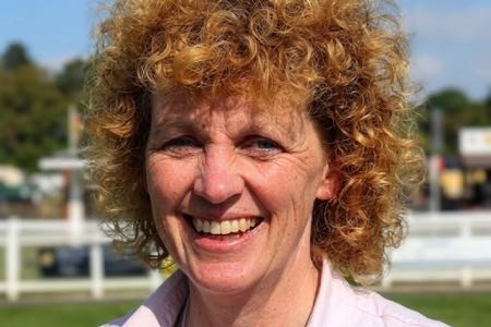 Lucinda Russell